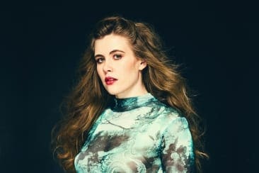 Leena Voxx ‘Never Goes Away’ Tells A Tale Of Falling In Love