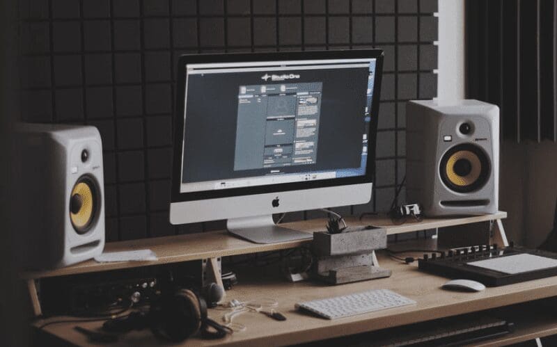 home music studio image