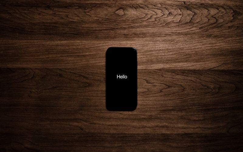 phone screen saying hello