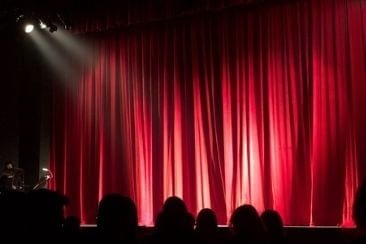 Stage Managers – What Does A Stage Manager Do In Music?