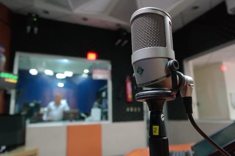 microphone recording studio