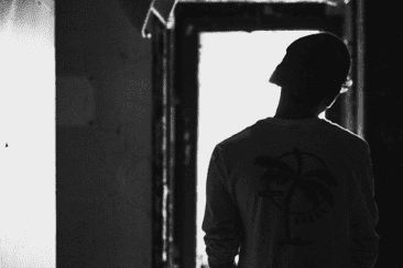 RUDI ‘Good Intentions’: Oozing Early Noughties Indie Rock – Out Now!