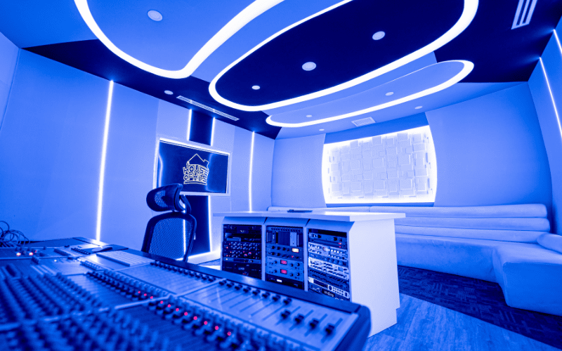 house of hits recording studio