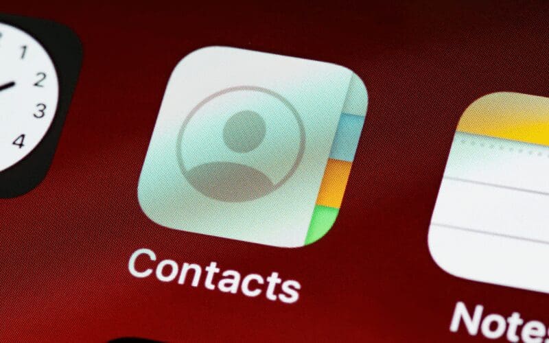 Contacts icon on Iphone.