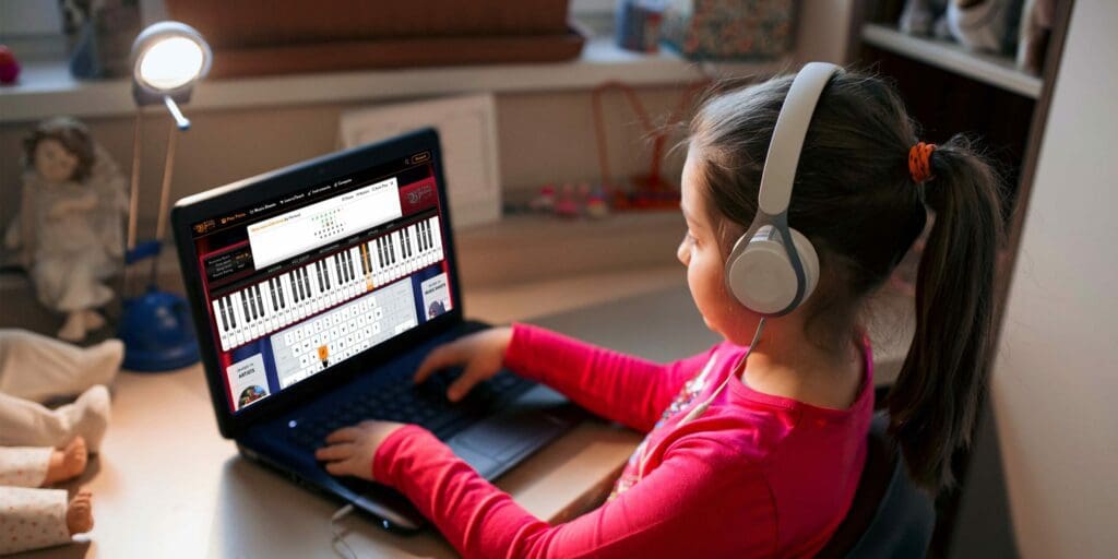 Children can learn with Virtual Piano