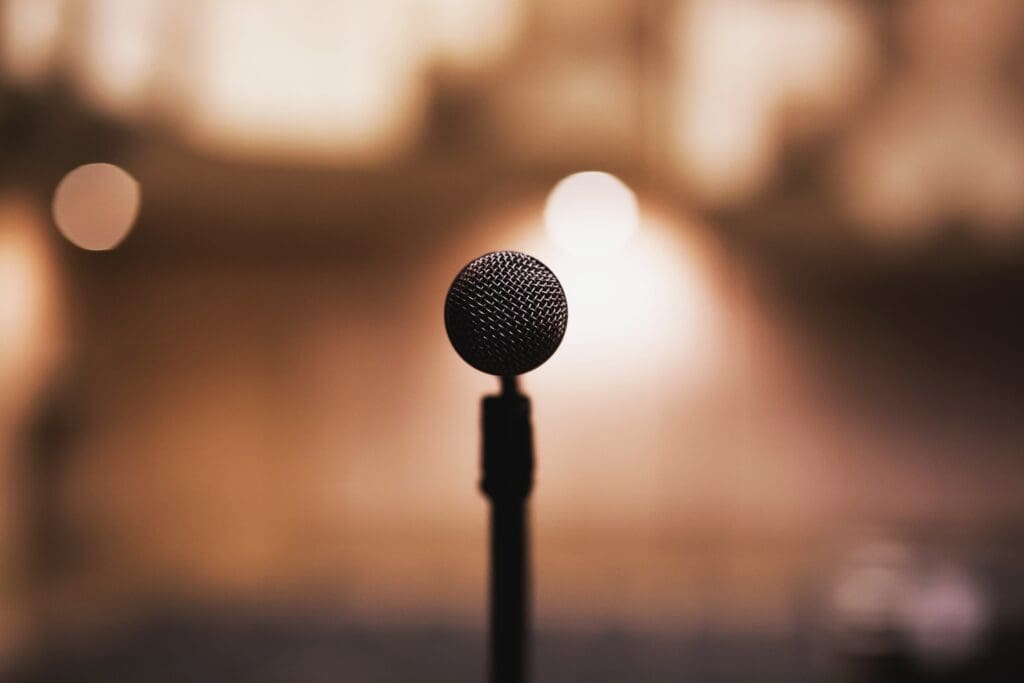 Microphone Abstract